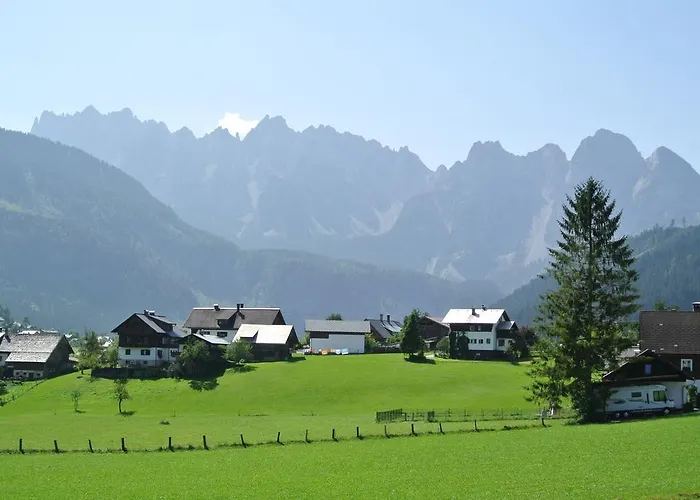 بيت ضيافة Kirchenwirt غوساو