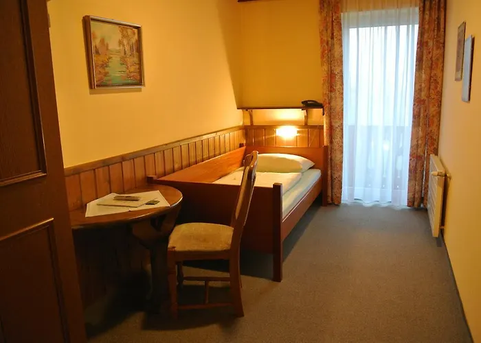 Kirchenwirt 3* Gosau